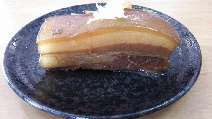 料理研究家渡口初美先生の沖縄料理です。