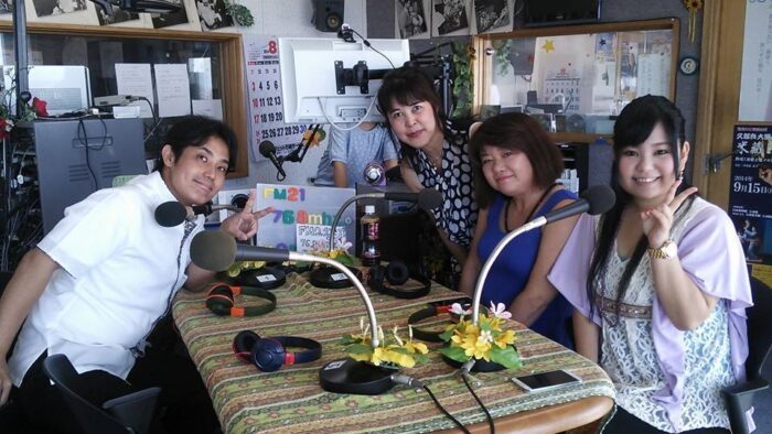 番組名『香水里雨のオシャレな金曜日』