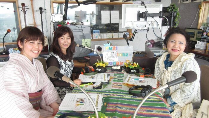 番組名「ゆき姫参上、貴方は時の人」・・・毎月第４金曜日１２時～１３時オンエアー(^.^)