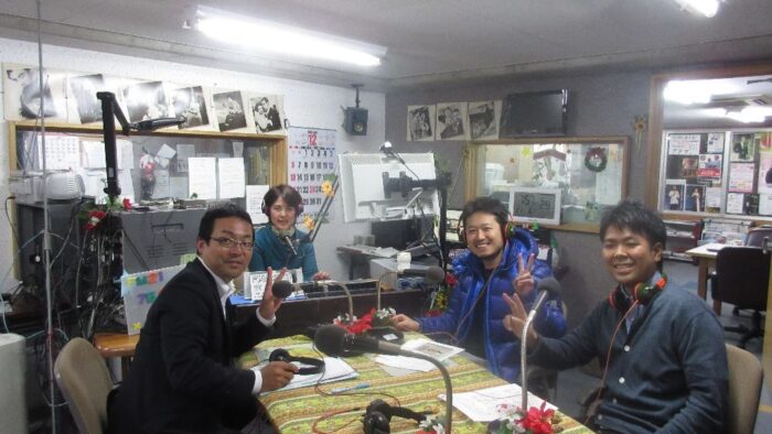 牧港中央病院の皆さんご出演頂きました。テーマは体に負担の少ない手術の紹介・静脈瘤のカテーテル治療・よい病院の条件