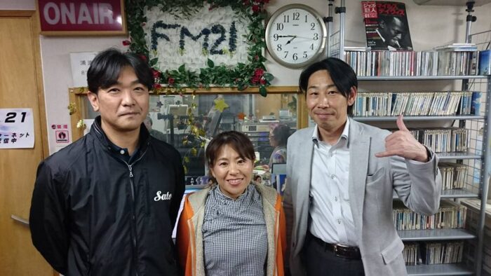 番組名「福祉用具最前線＆音楽」のパーソナリティーのみなさん(*^_^*)