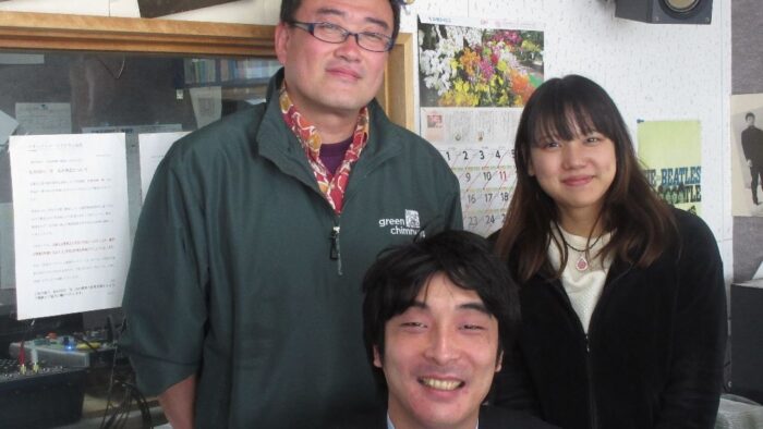 毎週火曜日９時半～１０時ＦＭ２１・ＦＭレキオオンエアー「浮世真理子の沖縄ココロトーク」スタッフのみなさん東京から沖縄ＦＭ２１にお越し頂きました(^o^)