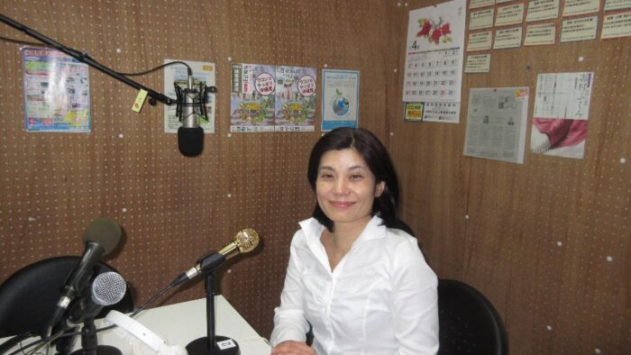 浦添さかい眼科酒井先生ご出演・・・眼科でみなさんによく聞かれる症状について「最近まぶしいんです」「充血は救急受診？」「これって飛蚊症」