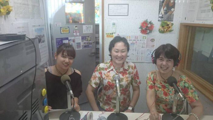 沖縄相続遺言相談センターCM収録でした。相続コンサルタントが相談に応じます。無料電話０８００－７７７－３０３９です。