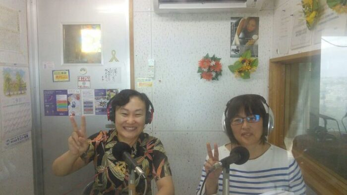 毎週金曜日朝９時～９時３０分オンエアー「おはよう！ミッキー(*^▽^*)ノ」今週１０月７日金曜日は オモロイ内容になっています。ゲストは河田智子さん！放送は沖縄ですがインターネットで聞けますのでぜひ！