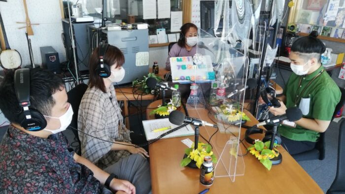 9月７日放送分・・・「てぃらカフェ」ゲスト：学校法人大庭学園沖縄福祉保育専門学校広報開発室東江さん(^o^)