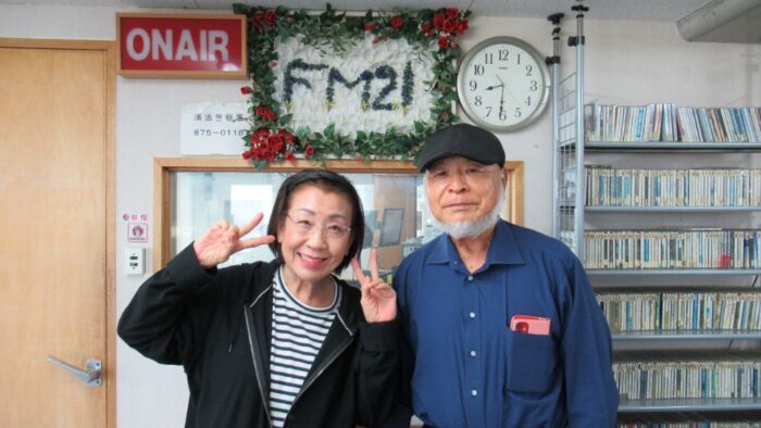 パーソナリティーくまさん＆りつこさん＼(^o^)／毎週木曜日9時～10時30分ON AIRです＼(^o^)／番組名「くまさんの歌の広場」